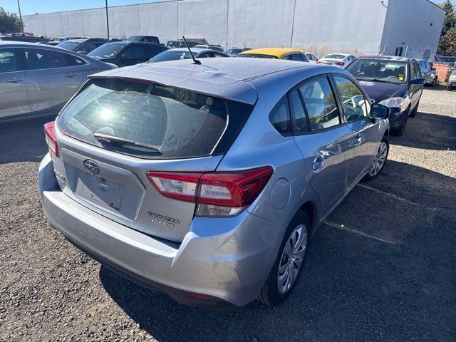 2017 Subaru Impreza 2.0i