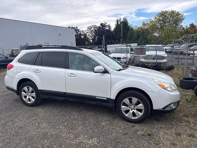 2011 Subaru Outback 2.5i Premium