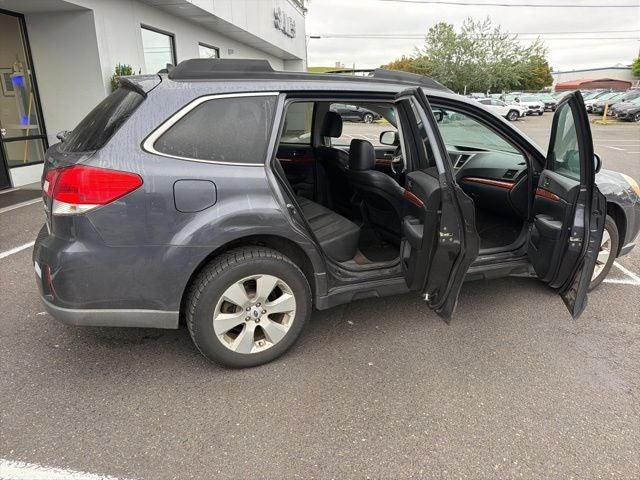 2011 Subaru Outback 2.5i Limited