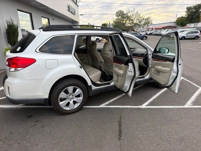 2011 Subaru Outback 2.5i Limited