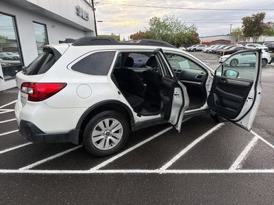 2018 Subaru Outback 2.5i Premium