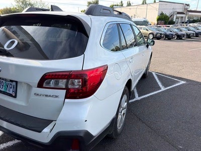 2018 Subaru Outback 2.5i Premium