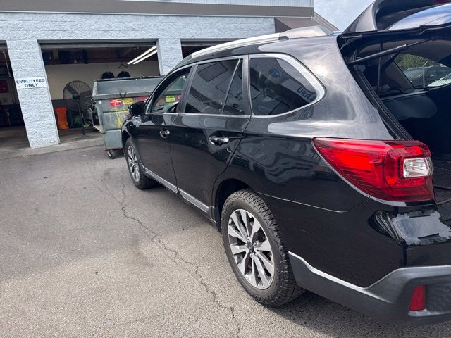 2019 Subaru Outback 2.5i Touring