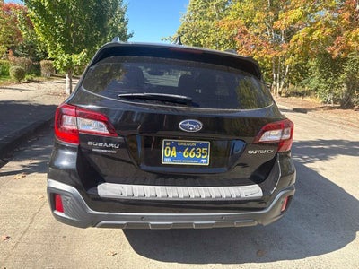 2019 Subaru Outback 2.5i Touring