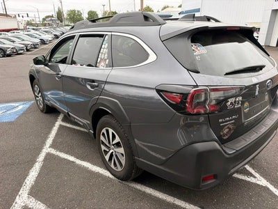 2025 Subaru Outback Premium