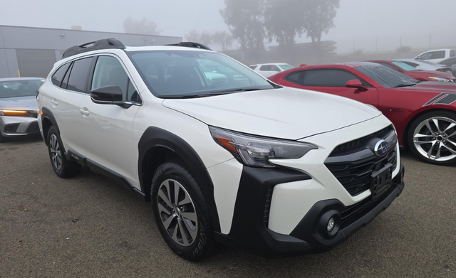 2025 Subaru Outback Premium