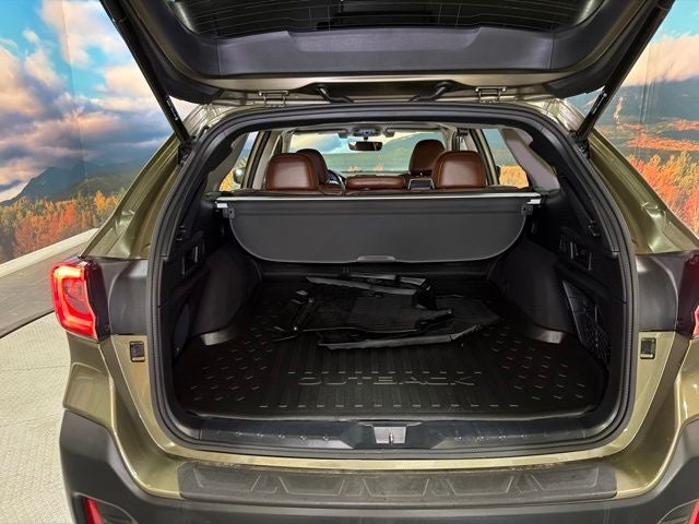 2022 Subaru Outback Touring