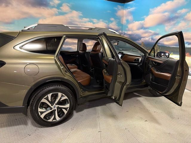 2022 Subaru Outback Touring