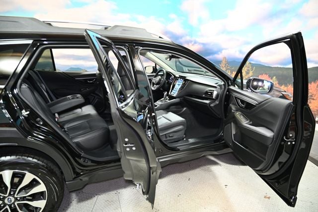 2025 Subaru Outback Touring XT