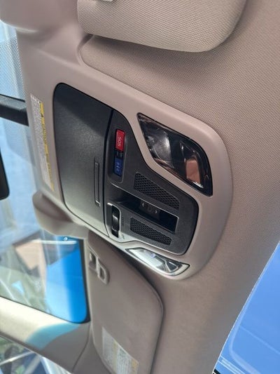 2022 Subaru Outback Touring XT