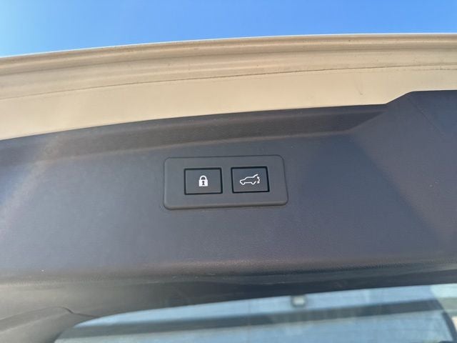 2022 Subaru Outback Touring XT