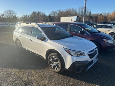 2022 Subaru Outback Touring XT