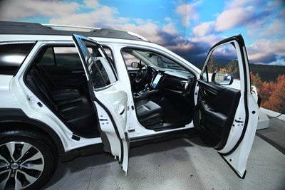 2023 Subaru Outback Touring XT