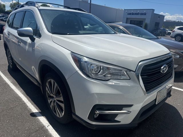 2019 Subaru Ascent Touring's photo