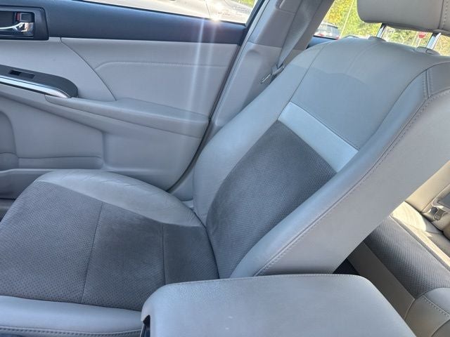 2013 Toyota Camry Hybrid XLE