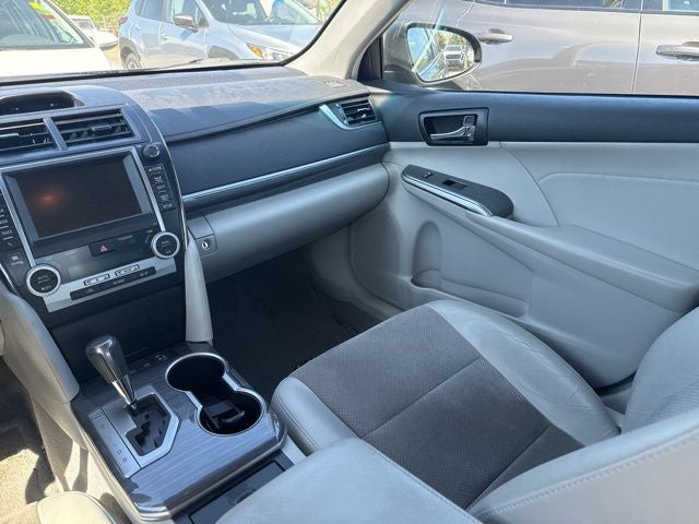 2013 Toyota Camry Hybrid XLE