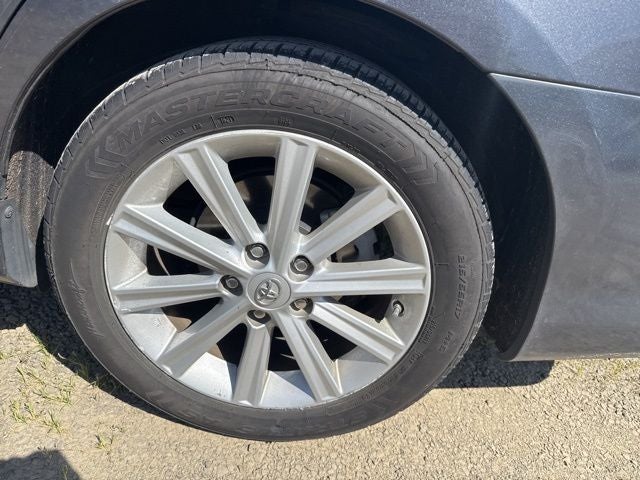 2013 Toyota Camry Hybrid XLE