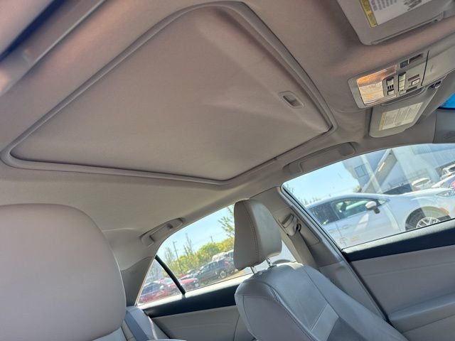 2013 Toyota Camry Hybrid XLE