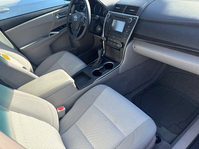 2017 Toyota Camry LE