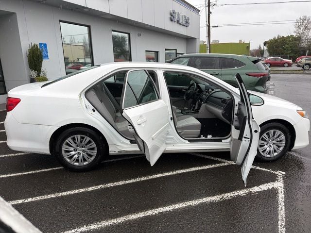 2013 Toyota Camry LE