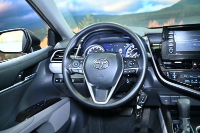 2022 Toyota Camry LE