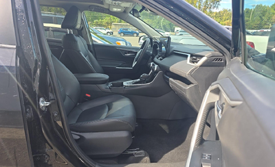 2023 Toyota RAV4 Hybrid XLE Premium
