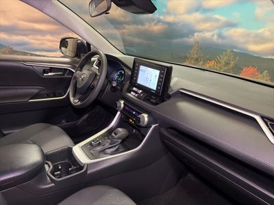 2022 Toyota RAV4 Hybrid XLE