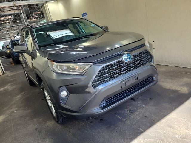 2020 Toyota RAV4 Hybrid XLE