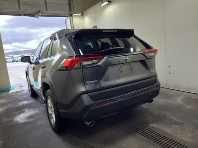 2020 Toyota RAV4 Hybrid XLE