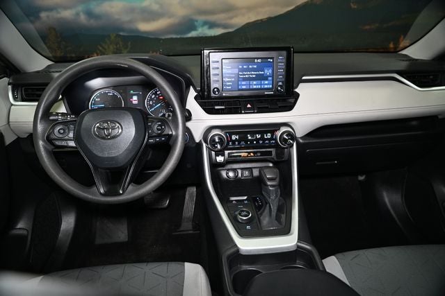 2020 Toyota RAV4 Hybrid XLE