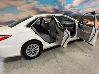2016 Toyota Camry LE
