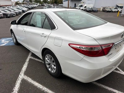 2016 Toyota Camry LE