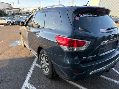 2014 Nissan Pathfinder SL