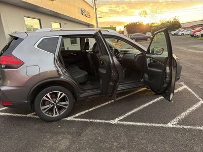 2017 Nissan Rogue SL