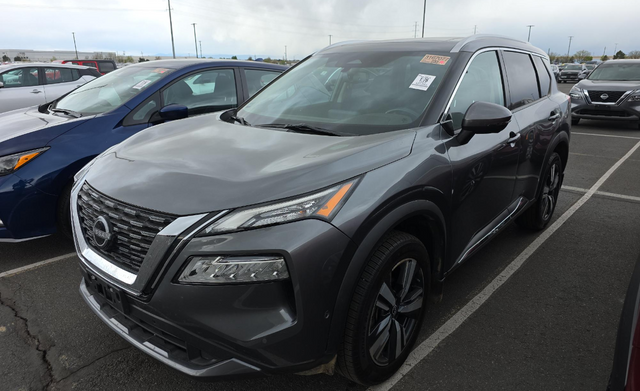 2023 Nissan Rogue SL