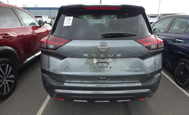 2023 Nissan Rogue SL