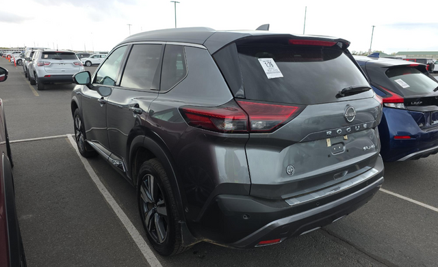 2023 Nissan Rogue SL