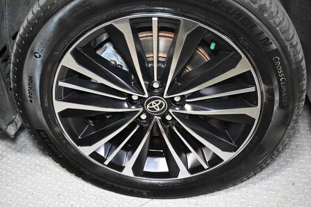 2024 Toyota Grand Highlander Hybrid MAX Platinum