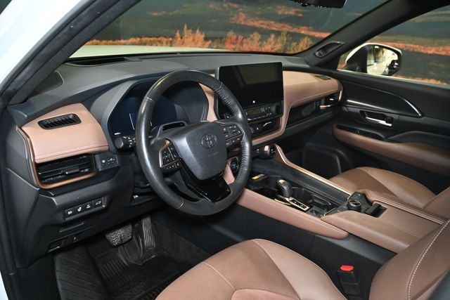 2024 Toyota Grand Highlander Hybrid MAX Platinum