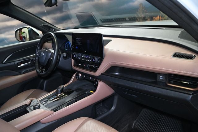 2024 Toyota Grand Highlander Hybrid MAX Platinum