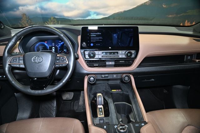 2024 Toyota Grand Highlander Hybrid MAX Platinum