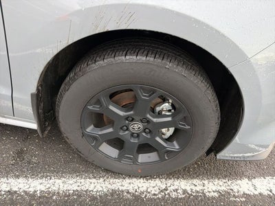 2025 Toyota Sienna Woodland Edition 7 Passenger