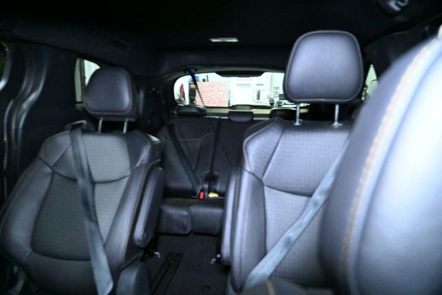 2025 Toyota Sienna Woodland Edition 7 Passenger