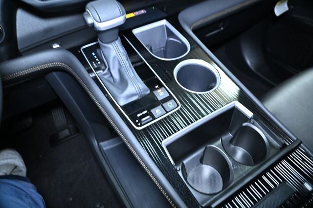 2025 Toyota Sienna Woodland Edition 7 Passenger