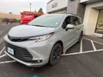 2025 Toyota Sienna Woodland Edition 7 Passenger