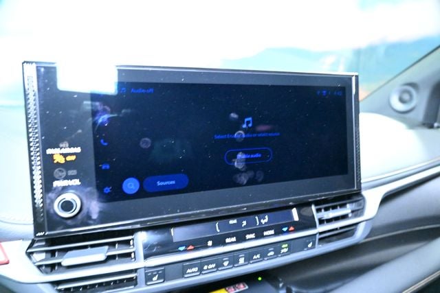 2025 Toyota Sienna Woodland Edition 7 Passenger