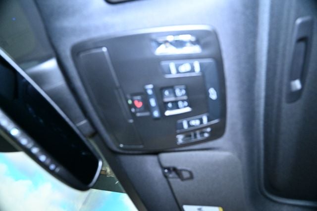 2025 Toyota Sienna Woodland Edition 7 Passenger