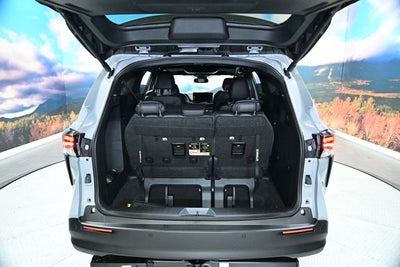 2025 Toyota Sienna Woodland Edition 7 Passenger