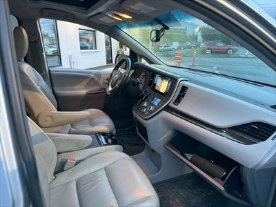 2015 Toyota Sienna Limited 7 Passenger