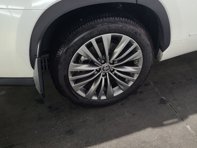 2020 Toyota Highlander Platinum